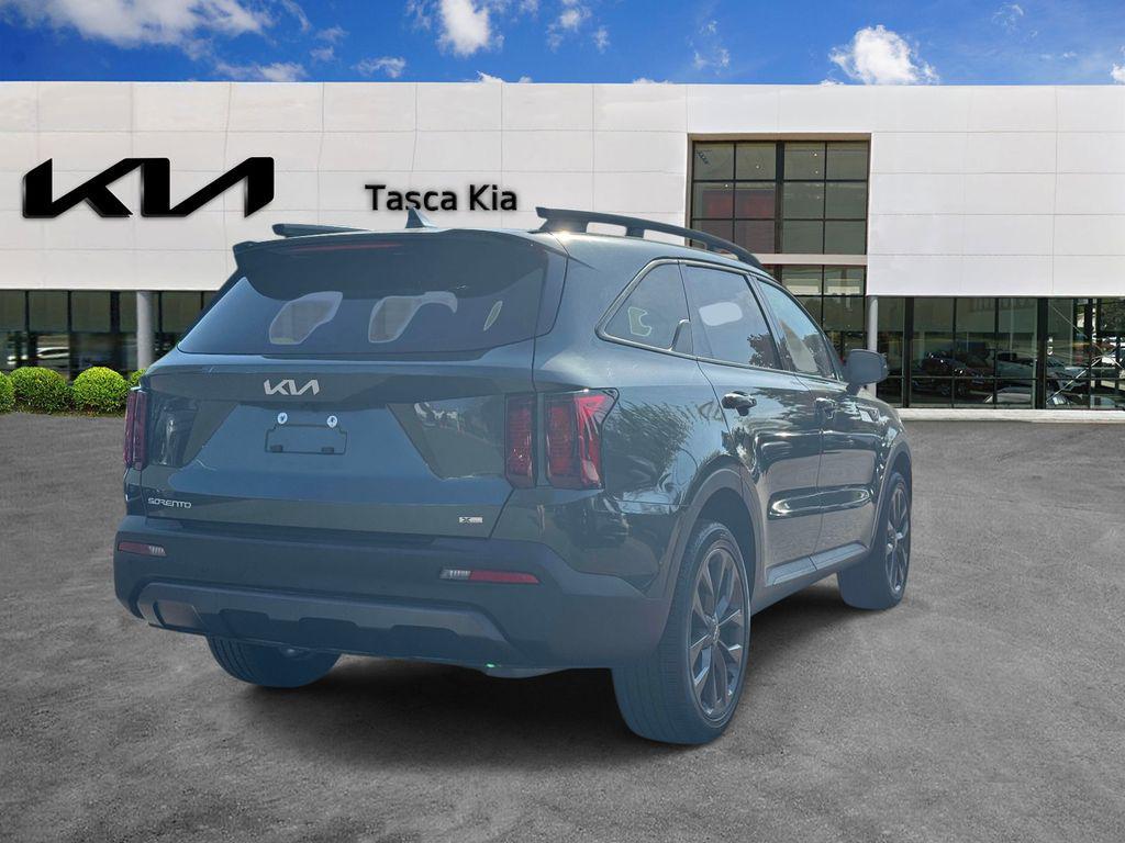 used 2023 Kia Sorento car, priced at $31,075