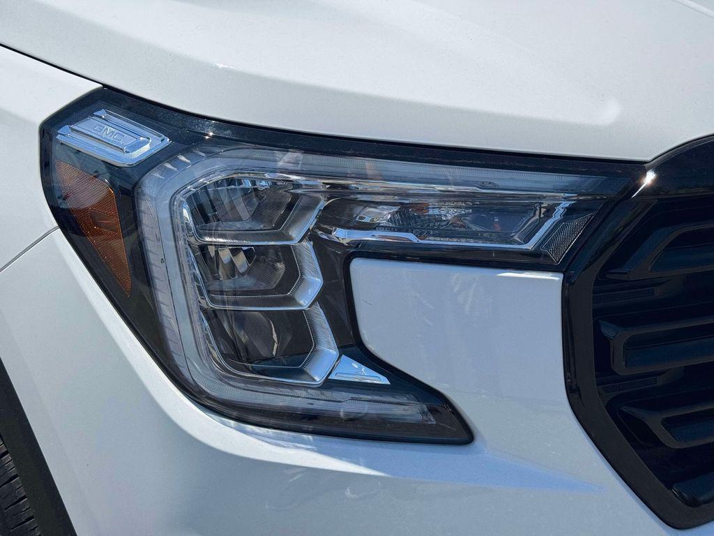 used 2022 GMC Terrain car, priced at $25,170