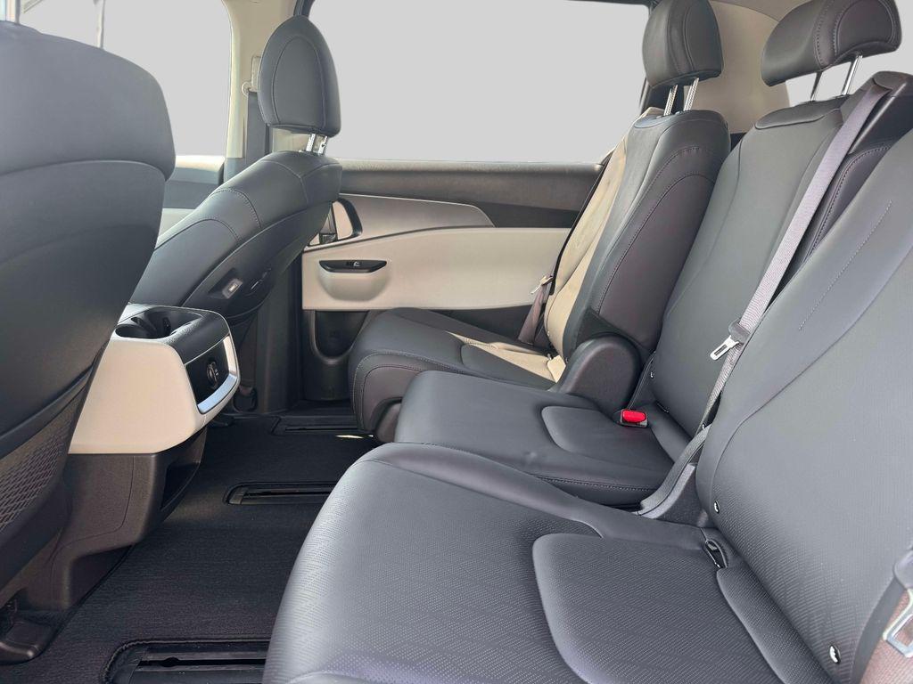 used 2024 Kia Carnival car, priced at $29,700