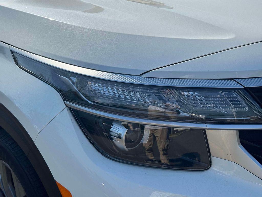 used 2024 Kia Seltos car, priced at $21,675