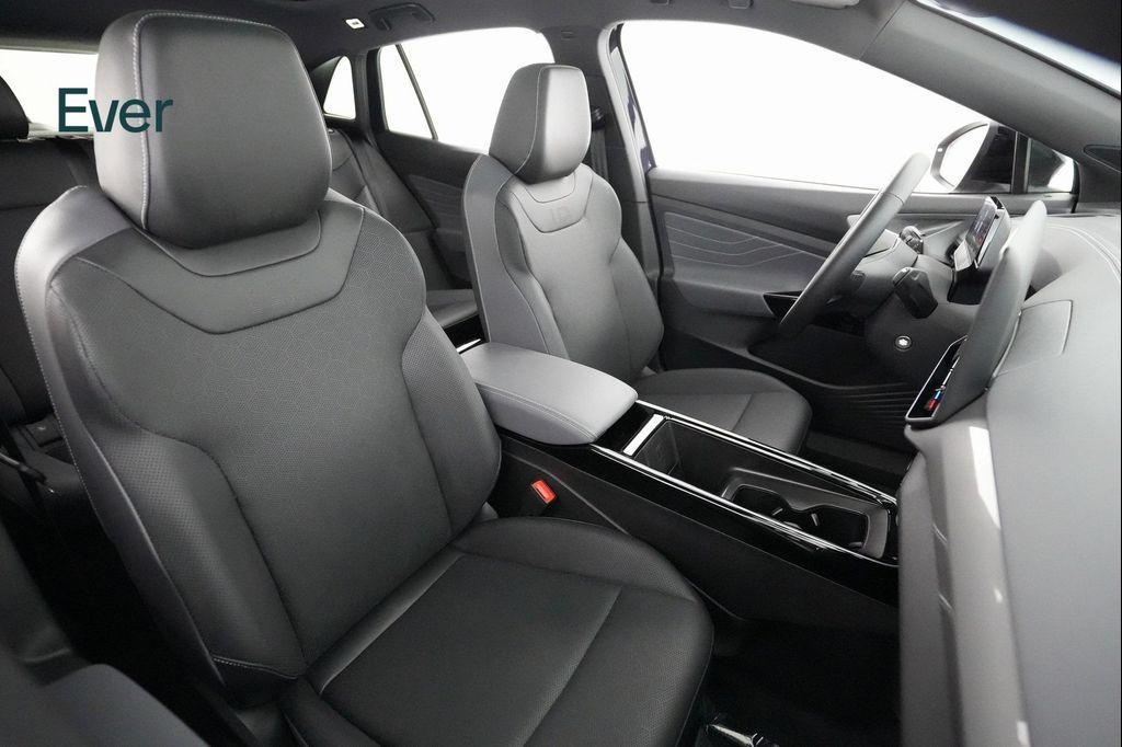 used 2025 Volkswagen ID.4 car, priced at $33,999