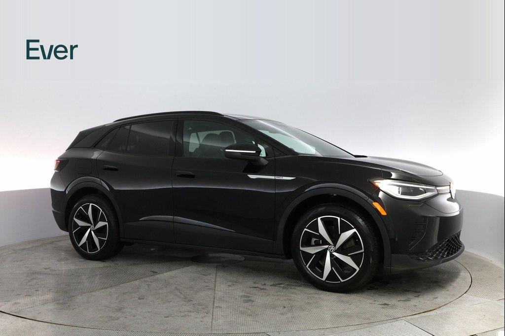 used 2025 Volkswagen ID.4 car, priced at $33,999