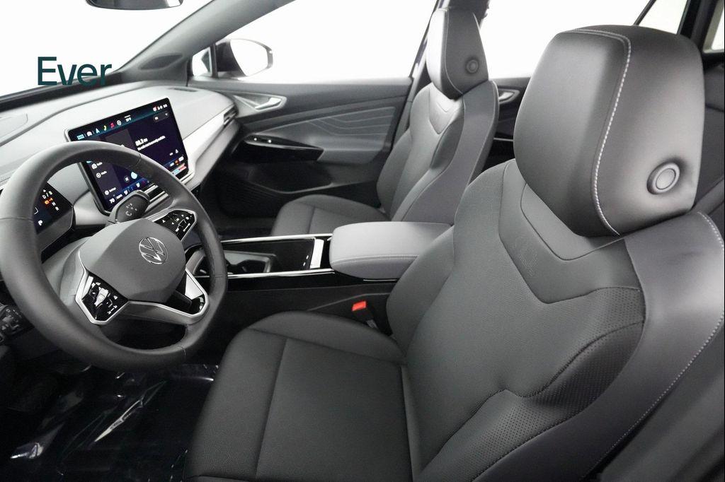 used 2025 Volkswagen ID.4 car, priced at $33,999