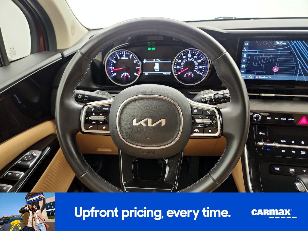 used 2023 Kia Carnival car, priced at $30,998