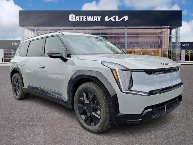 new 2026 Kia EV9 car, priced at $72,375