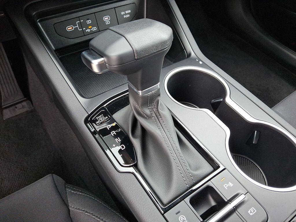 new 2026 Kia K5 car, priced at $27,065