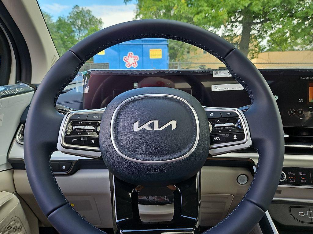 new 2026 Kia Carnival car, priced at $49,815