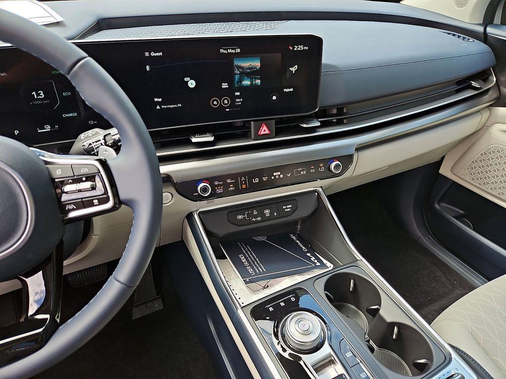 new 2026 Kia Carnival Hybrid car, priced at $51,815