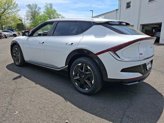 new 2025 Kia EV6 car, priced at $56,550