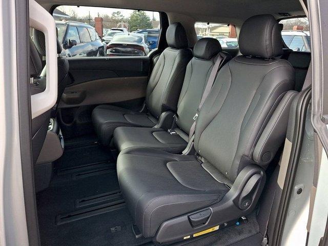 new 2026 Kia Carnival Hybrid car, priced at $45,530