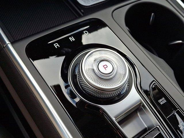 new 2026 Kia Carnival Hybrid car, priced at $45,530