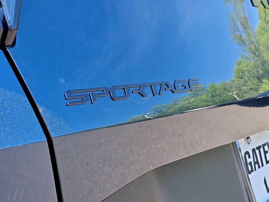 new 2026 Kia Sportage Plug-In Hybrid car, priced at $42,185
