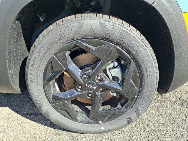 new 2026 Kia Seltos car, priced at $31,175