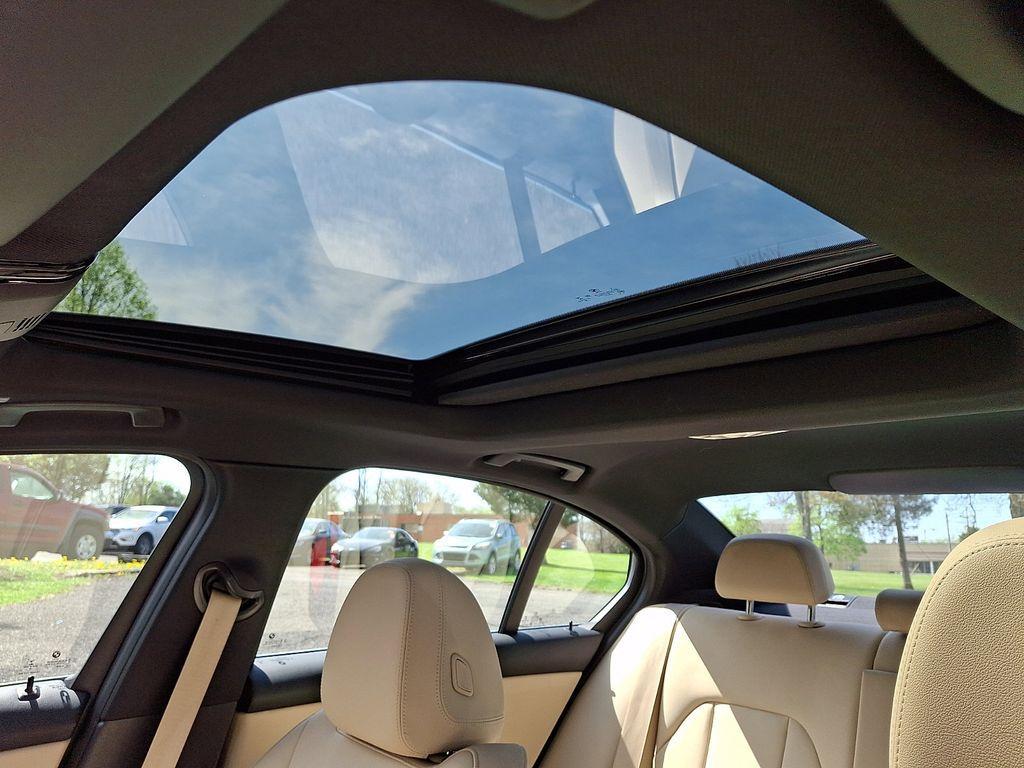 used 2021 BMW 330 car, priced at $25,995