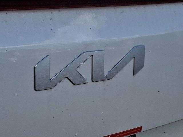 new 2026 Kia Carnival Hybrid car, priced at $45,450
