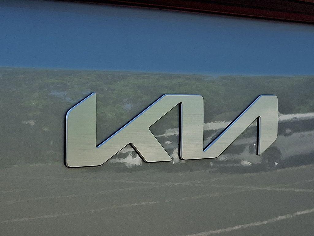 new 2026 Kia Carnival car, priced at $43,915