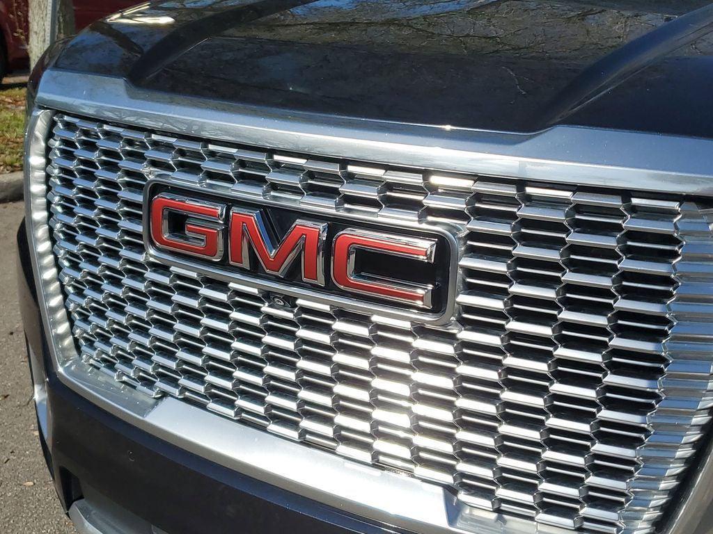 used 2022 GMC Yukon XL car, priced at $52,000