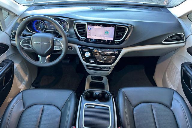 used 2024 Chrysler Pacifica car, priced at $26,498