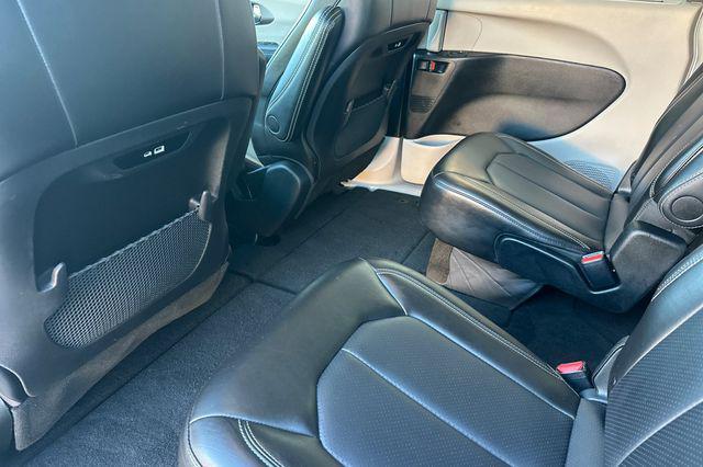 used 2024 Chrysler Pacifica car, priced at $26,498