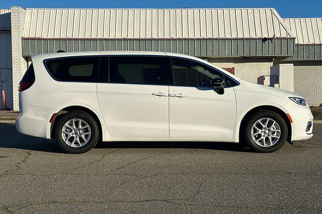 used 2024 Chrysler Pacifica car, priced at $26,498