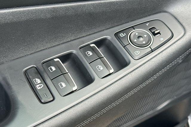 used 2023 Hyundai Santa Fe car, priced at $18,998