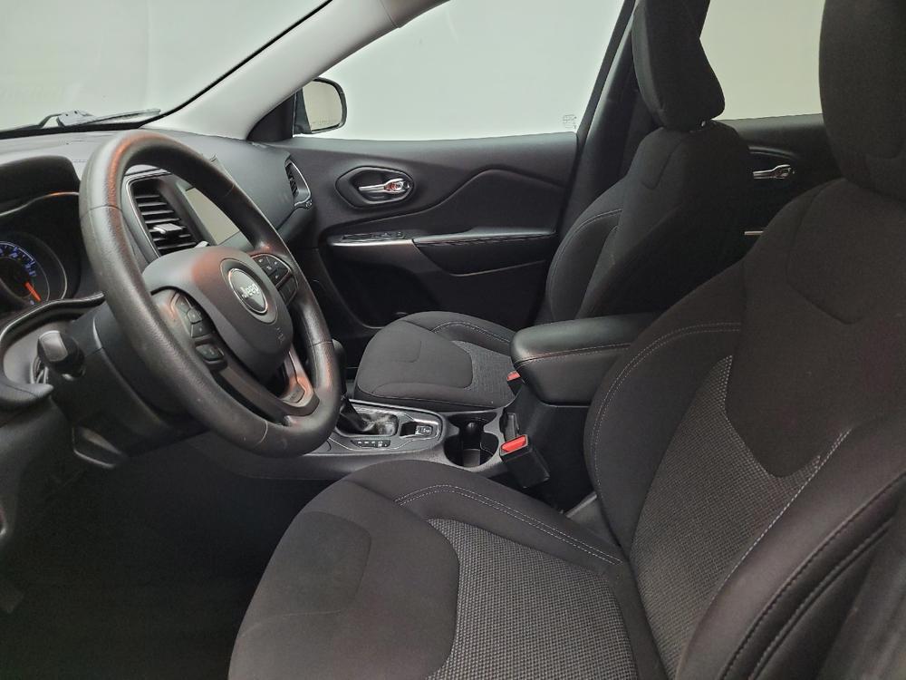 used 2019 Jeep Cherokee car, priced at $19,995