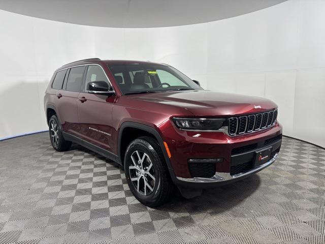 new 2025 Jeep Grand Cherokee car, priced at $43,017