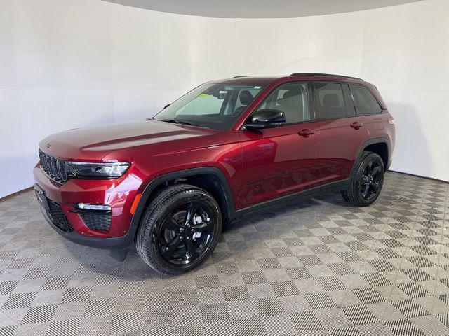 used 2023 Jeep Grand Cherokee car, priced at $35,222