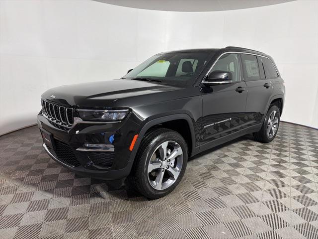 new 2025 Jeep Grand Cherokee car, priced at $46,646