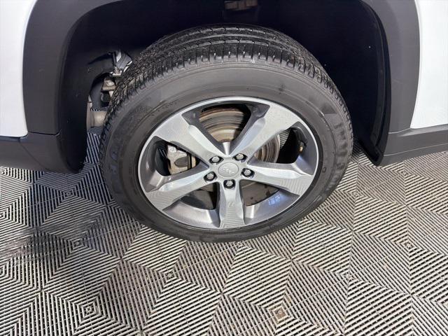 used 2021 Jeep Grand Cherokee L car, priced at $27,999