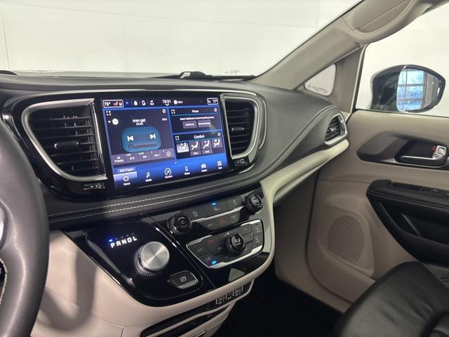 used 2022 Chrysler Pacifica car, priced at $28,222