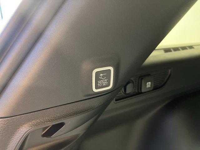 new 2025 Jeep Grand Cherokee car, priced at $42,995