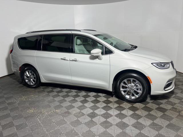 used 2021 Chrysler Pacifica car, priced at $30,364