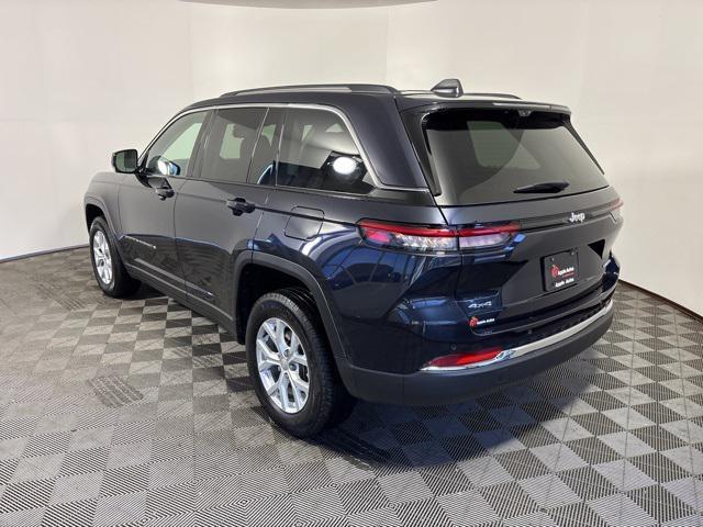 used 2023 Jeep Grand Cherokee car, priced at $32,999