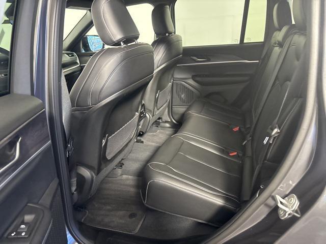 new 2025 Jeep Grand Cherokee car, priced at $42,738