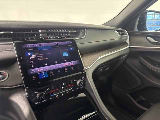 new 2025 Jeep Grand Cherokee car, priced at $42,738