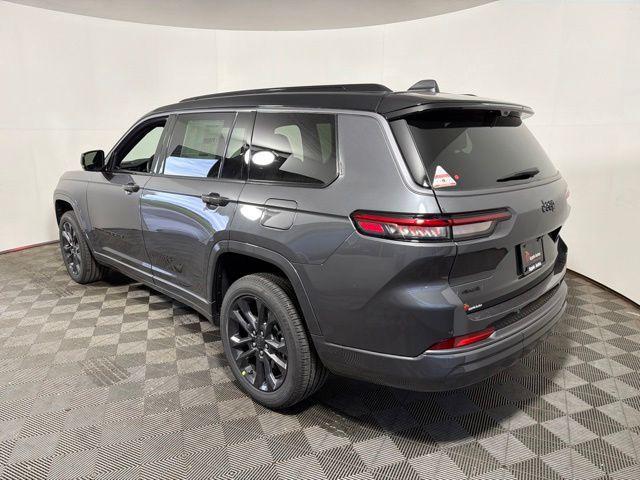 new 2026 Jeep Grand Cherokee car, priced at $52,599