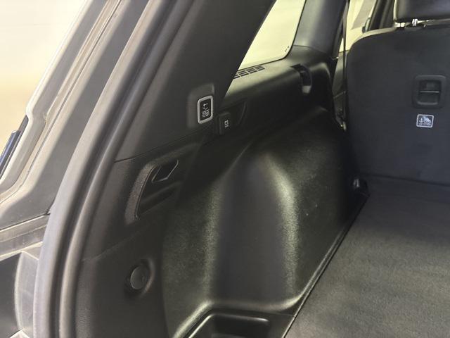 used 2023 Jeep Grand Cherokee car, priced at $29,394