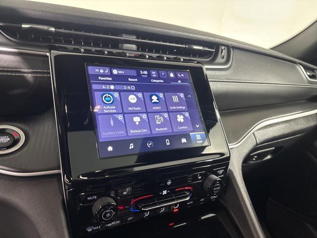 used 2023 Jeep Grand Cherokee car, priced at $29,394