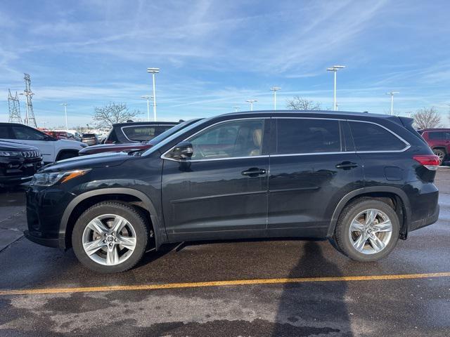 used 2018 Toyota Highlander car, priced at $25,980