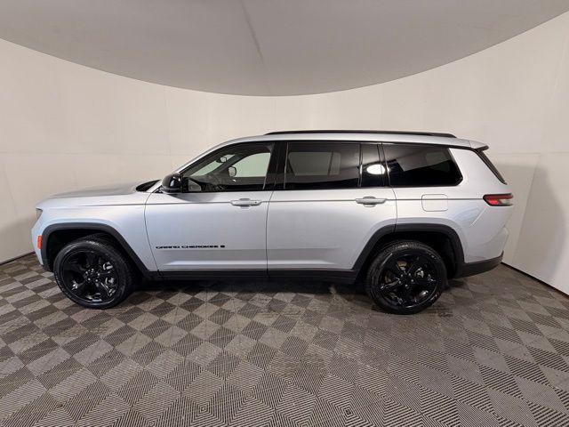 used 2023 Jeep Grand Cherokee L car, priced at $34,994