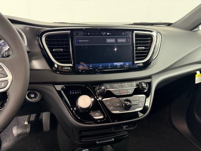 new 2026 Chrysler Voyager car, priced at $39,240