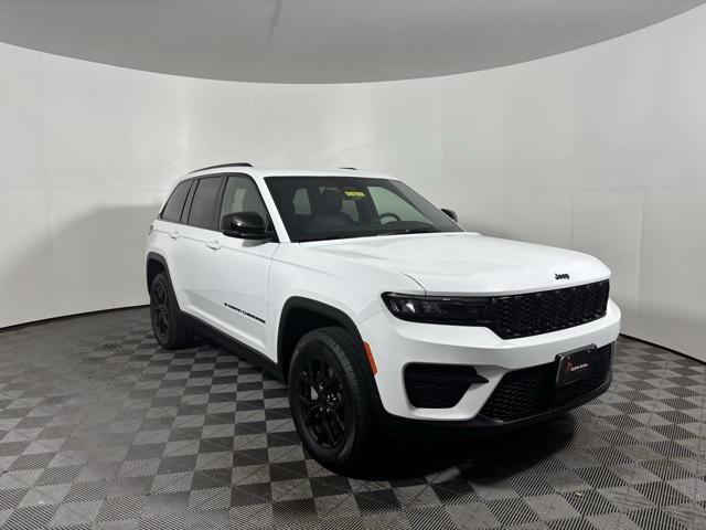 new 2025 Jeep Grand Cherokee car, priced at $35,046
