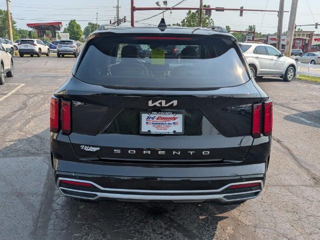 used 2022 Kia Sorento car, priced at $24,795