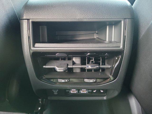 new 2025 Jeep Grand Cherokee car, priced at $40,185