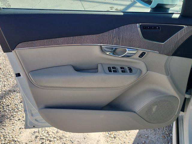 used 2023 Volvo XC90 Recharge Plug-In Hybrid car, priced at $34,995