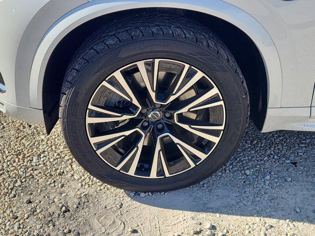 used 2023 Volvo XC90 Recharge Plug-In Hybrid car, priced at $34,995