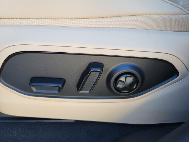 new 2025 Jeep Grand Cherokee car, priced at $41,987