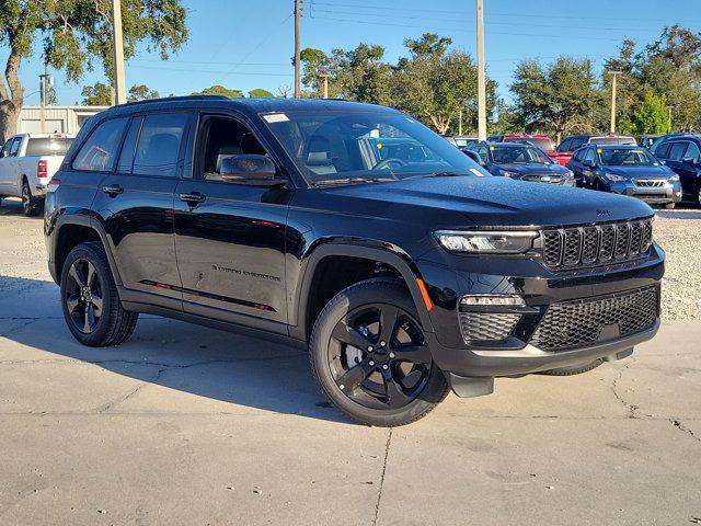 new 2025 Jeep Grand Cherokee car, priced at $37,725