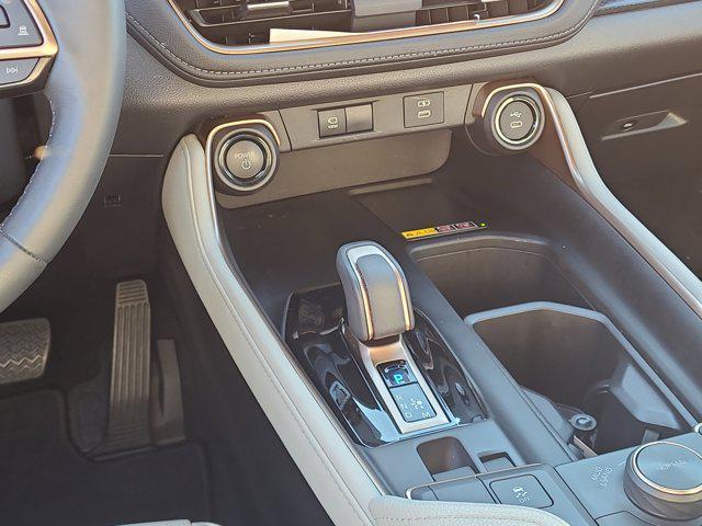 used 2025 Toyota Grand Highlander Hybrid car, priced at $55,984